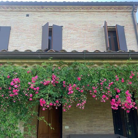 Guest House Vagamondo Fano Exterior foto