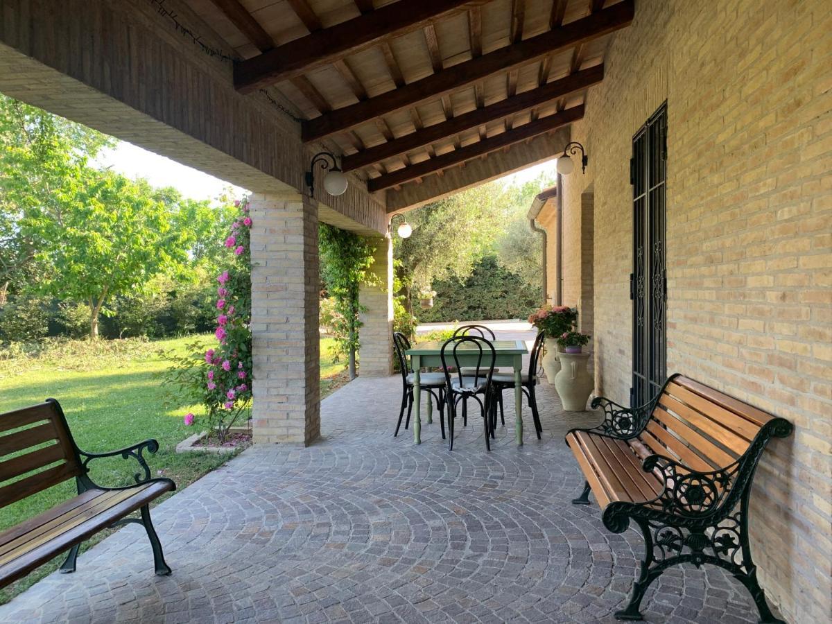 Guest House Vagamondo Fano Exterior foto